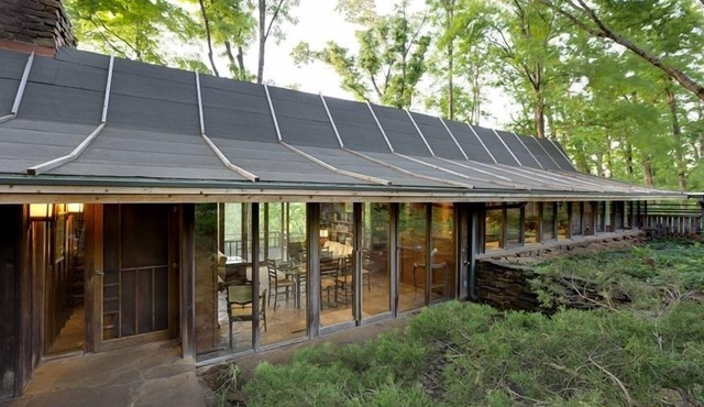 Deepwood House, an Architectural Masterpiece on Kessler minutes away from U of A