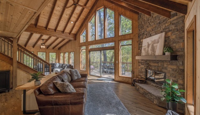 Deer Creek Cabin by Innsbrook Vacations!