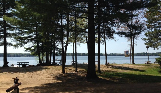 **Deer Grove Cabin**
