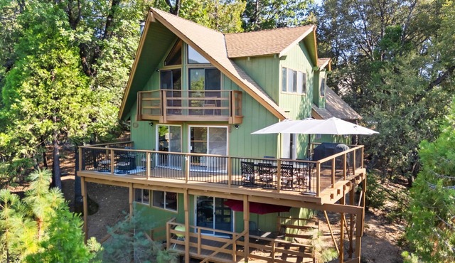 Deer Heights Lodge| View - Game Room - Lake Access