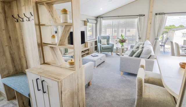 DEER LODGE, family friendly, with a garden in Bromyard