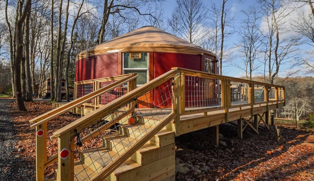 Deer Pass – Luxury Glamping Yurt Near Deep CreekMd