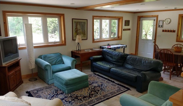 Deer Path Guest House - on the shores of Georgian Bay