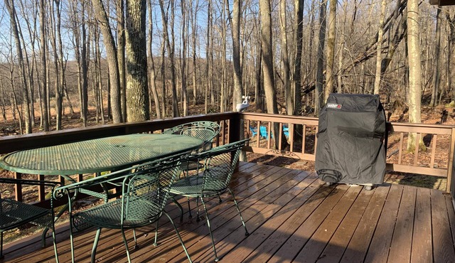 Deer Ridge-watch the deer while relaxing in nature!