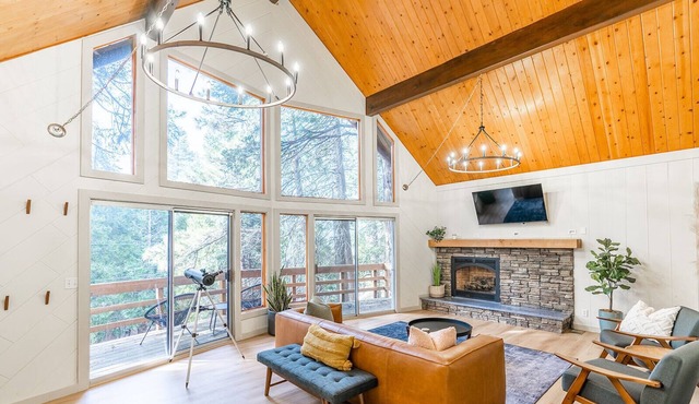 Deer Run Cabin (+Lake Access)
