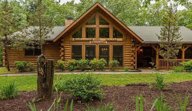 Deer Tracks with HotTub, GameTable