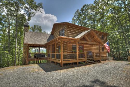 Deer Trails Cabin - Family-Friendly Rental in Aska Adventure Area - Mountain Views, Hot Tub, Game Room