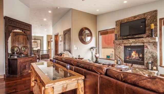 Deer Valley and Mayflower Resort Ski & Lake Home Page