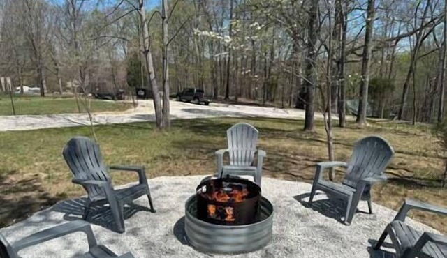 Deer View at Patoka Lake