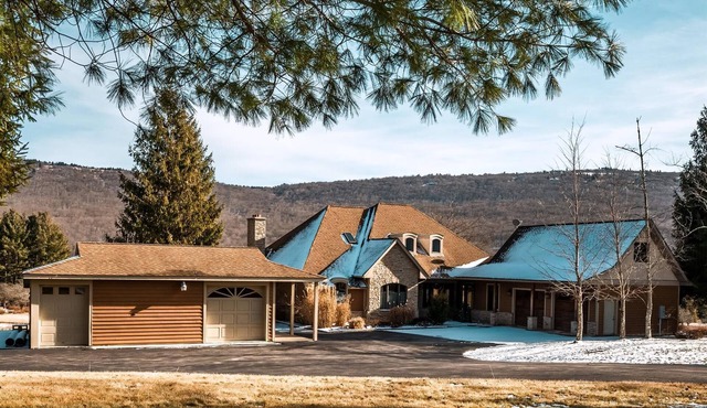 Deer Walk - 358 Lakeview Road