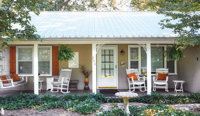 Deerfield Cottage where one can often see DEER in both the front and back.