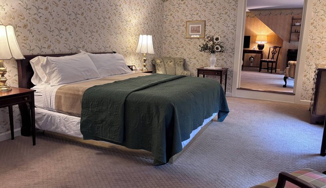 Deerfield Inn