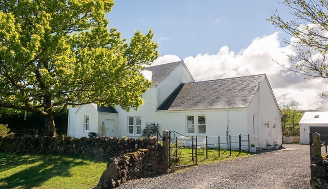 Deerside - peaceful location with visiting deer