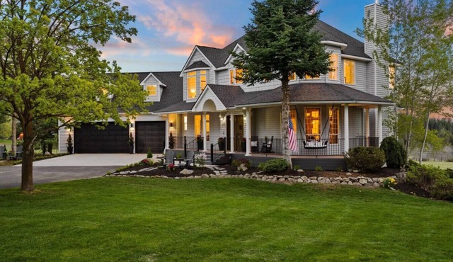 Deerview Lane Farm House Estate