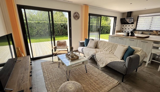 DEGEMER MAT! Cosy, Modern, 8 minutes from the beach