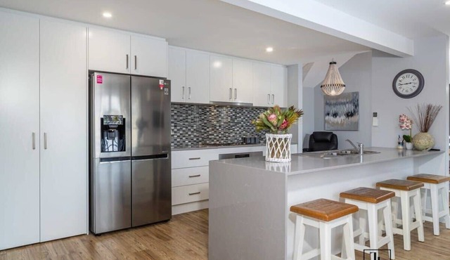 Deja Blue - Complete River Front