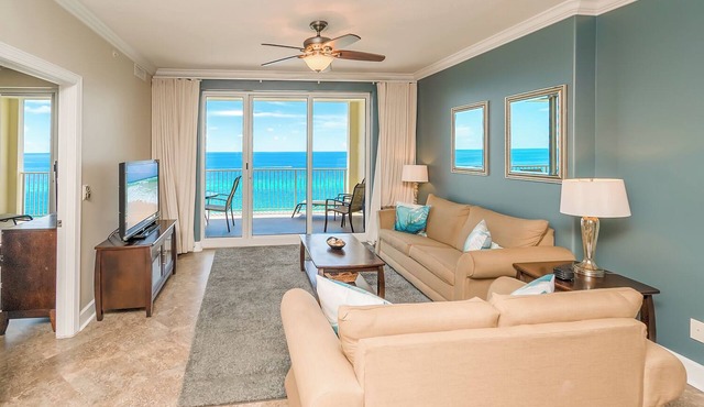 Deja'Blue @ Ocean Reef beautiful 2/2 with great Gulf front balcony, family fun!