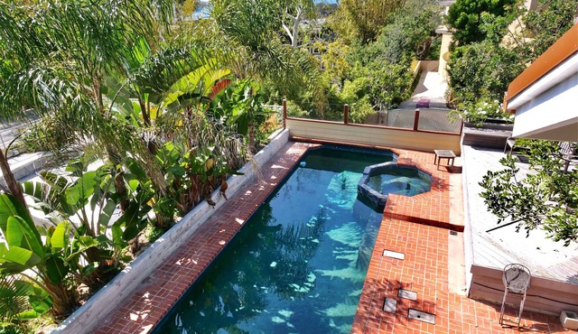 Del Mar artistic vision, sea views, private pool and spa