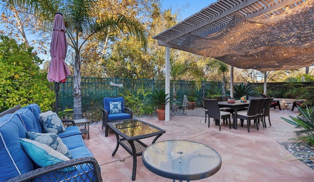 Del Mar Deluxe Palace | Majestic | Iconic| Retreat