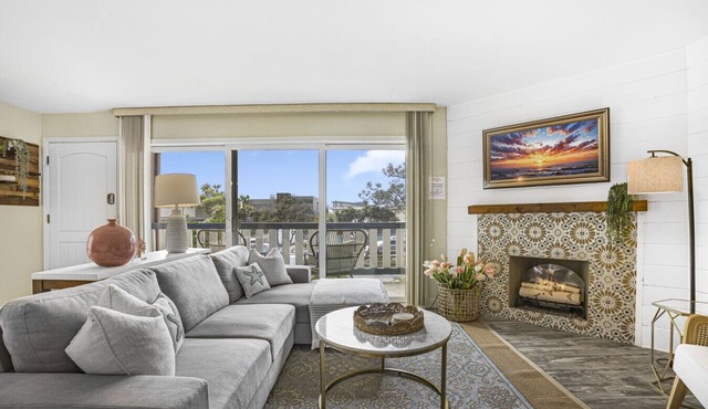 Del Mar Sea Horse Beach Condo