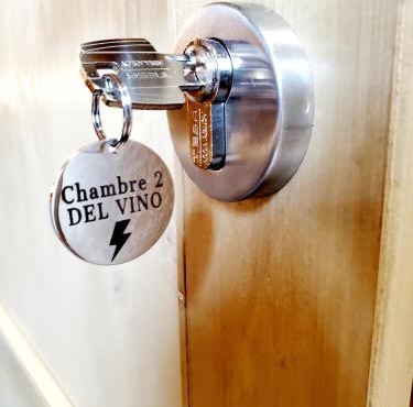 DEL VINO bar à vin & guitares Appartement Sauna Terrasse Garage