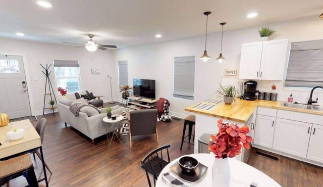 Delano Delight is the perfect place for anyone wanting to get an ideal Wichita experience