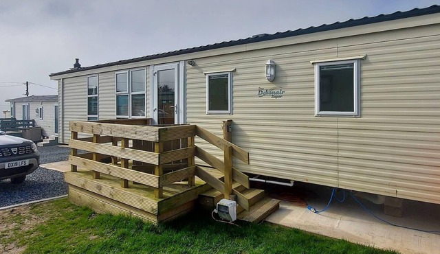 Delighful, Cosy Caravan with Sea View in Monreith