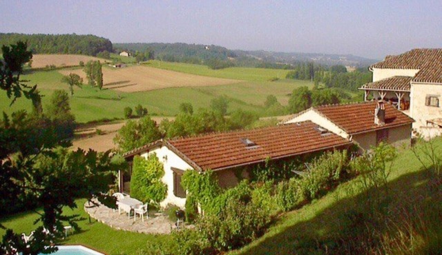 Delightful single story stone cottage with stunning south face panoramic views