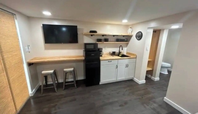 Delightful 1-bed 1 bath studio with AC/Heat near BWI