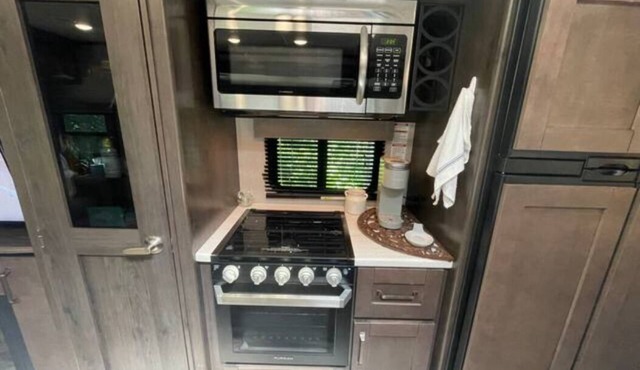 Delightful 1 bedroom RV in Pickwick