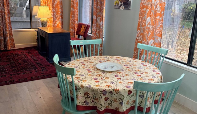Delightful 2-bedroom townhome, sleeps 4