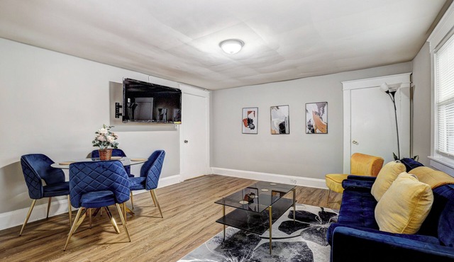 Delightful 2-bedroom unit with WiFi in Catonsville
