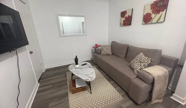 Delightful 3-bedroom apartment in Montréal perfect for your stay
