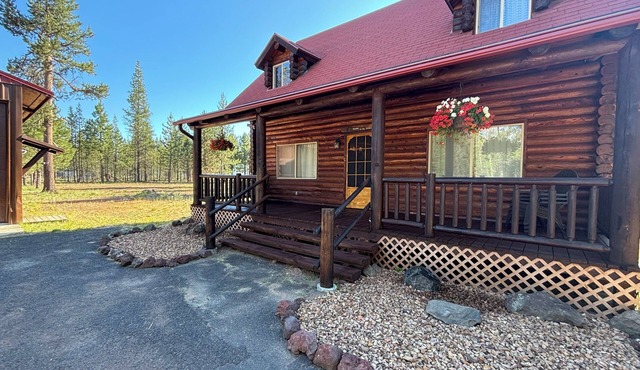 Delightful 3-bedroom cabin in La Pine