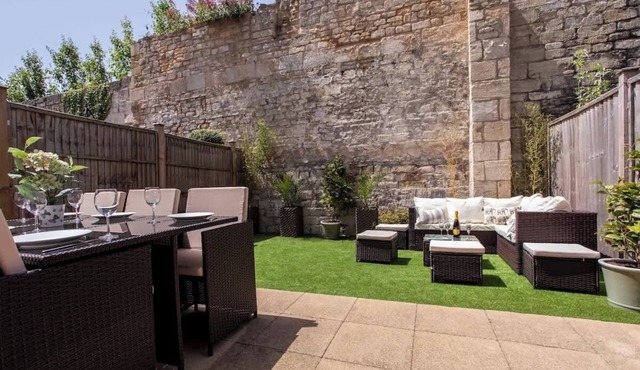 Delightful 3 bedroom cottage, Bradford on Avon