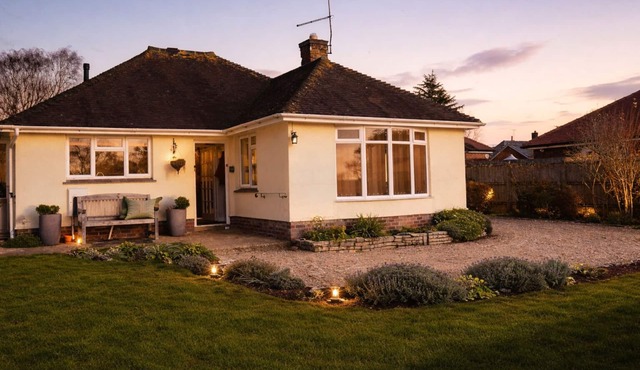 Delightful 3-bedroom bungalow in charming Sturminster Newton