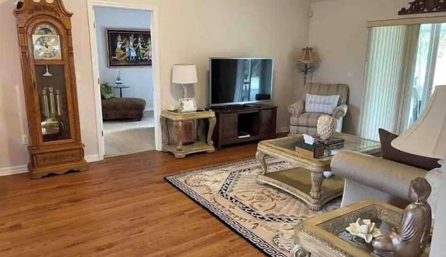 Delightful 3Br Home near Red Beach Lake