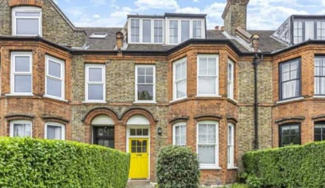 Delightful 4-bed family home near Peckham Rye