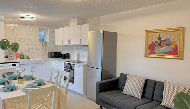 Delightful 4-bedroom house with garden near Tower Bridge