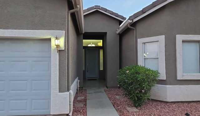 Delightful 5-bedroom house with AC in vibrant Phoenix
