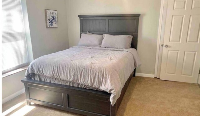 Delightful Cottage by Clayton