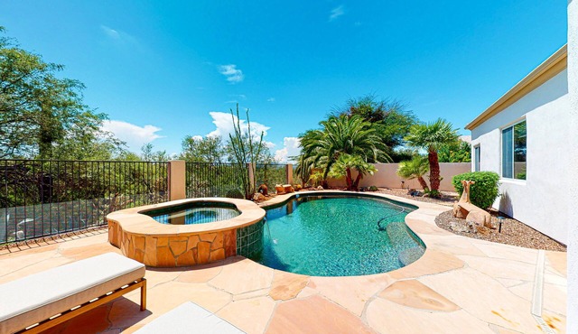Delightful home with backyard oasis - private pool with spa, cozy patio