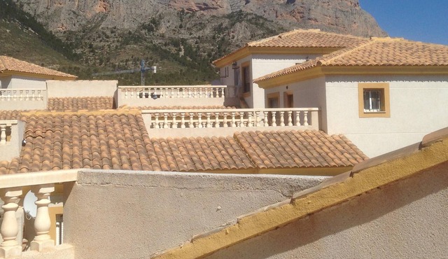 Delightful House With Views across the coast of Altea close to all amenities