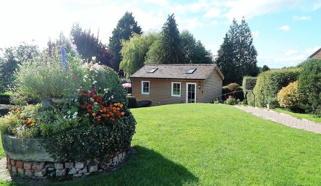 Delightful Log cabin.
