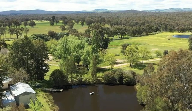 Delightful Miners Cabin located within Willuna Sanctuary