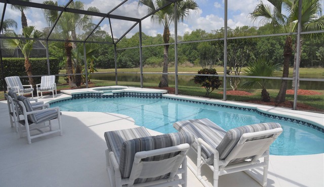 Delightful modern 4 bed, 3 bath villa with private pool/spa and lake view.