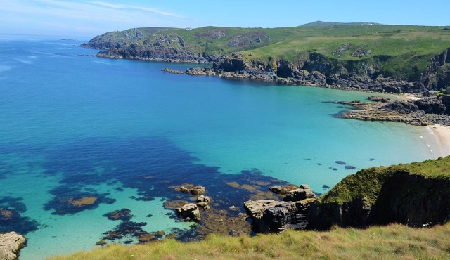 Delightful quiet space, very close to the town & promenade.