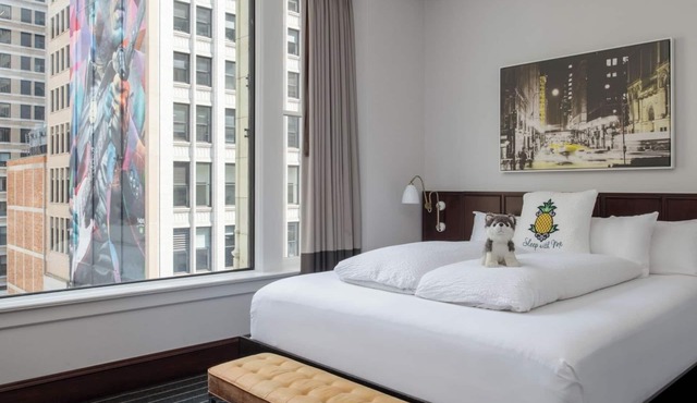 Delightful Room w/Whimsical Decor & Modern Amenities Near Magnificent Mile