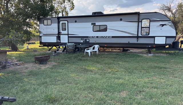 Delightful RV with AC in charming Lexington