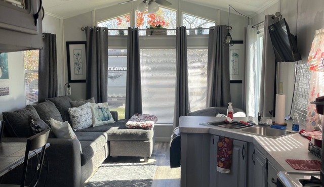 Delightful, Serene Tiny Home- Casa Villa